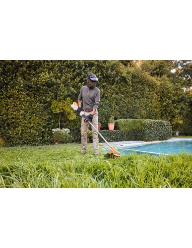 Desbrozadora Stihl FSA 110 R MANILLAR...