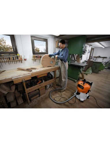 Aspirador Stihl SE 122 E
